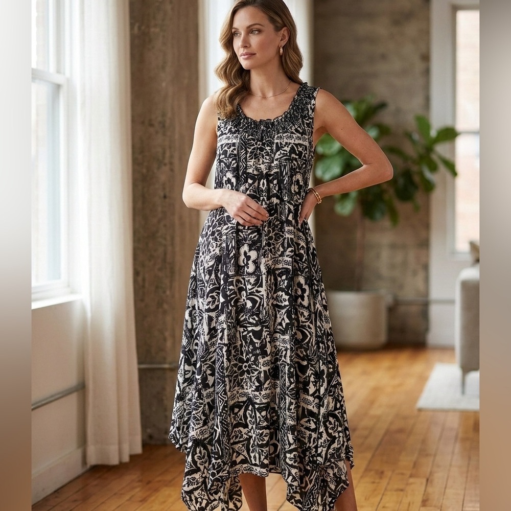 Mlle Gabrielle Black and White Asymmetrical Dress - 1x NWT